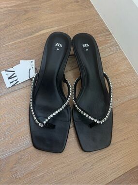 Zara Black Crystal-Embellished Square-Toe Thong Sandals